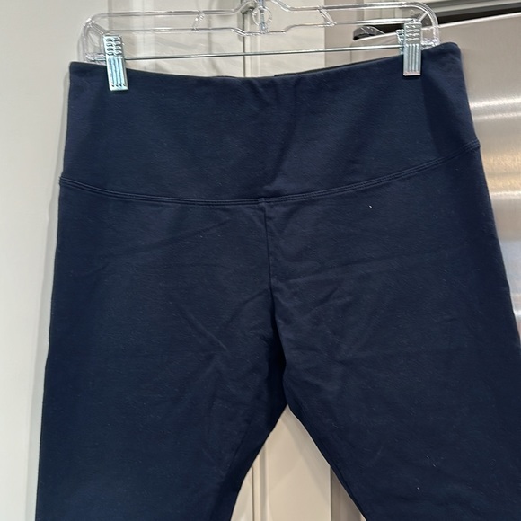 Lysse Leggings - Picture 2 of 7